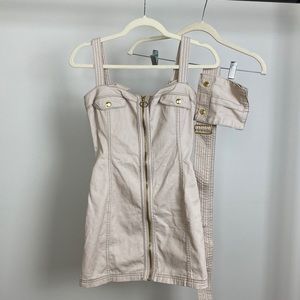 FINDERS dress with belt/bag included